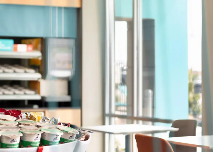 Hotel Avid Worth Downtown By Ihg 2*