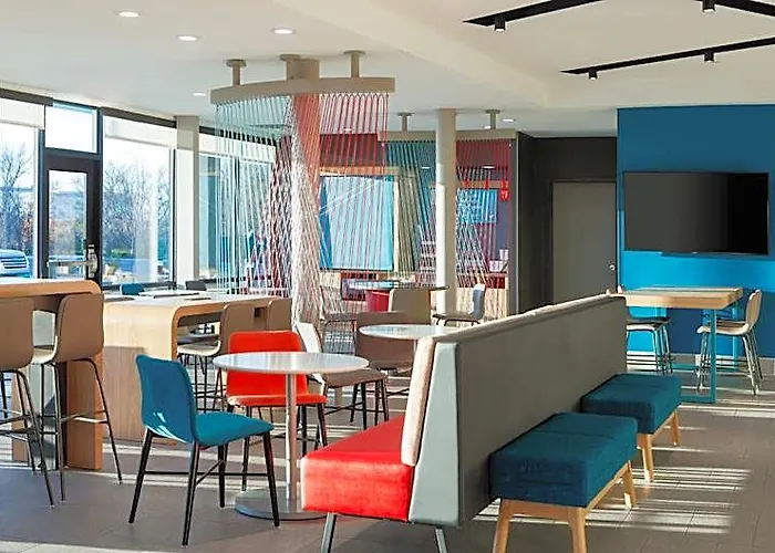 Avid Worth Downtown By Ihg 2*