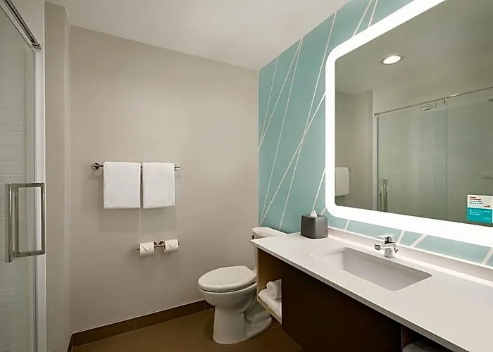 Avid Worth Downtown By Ihg